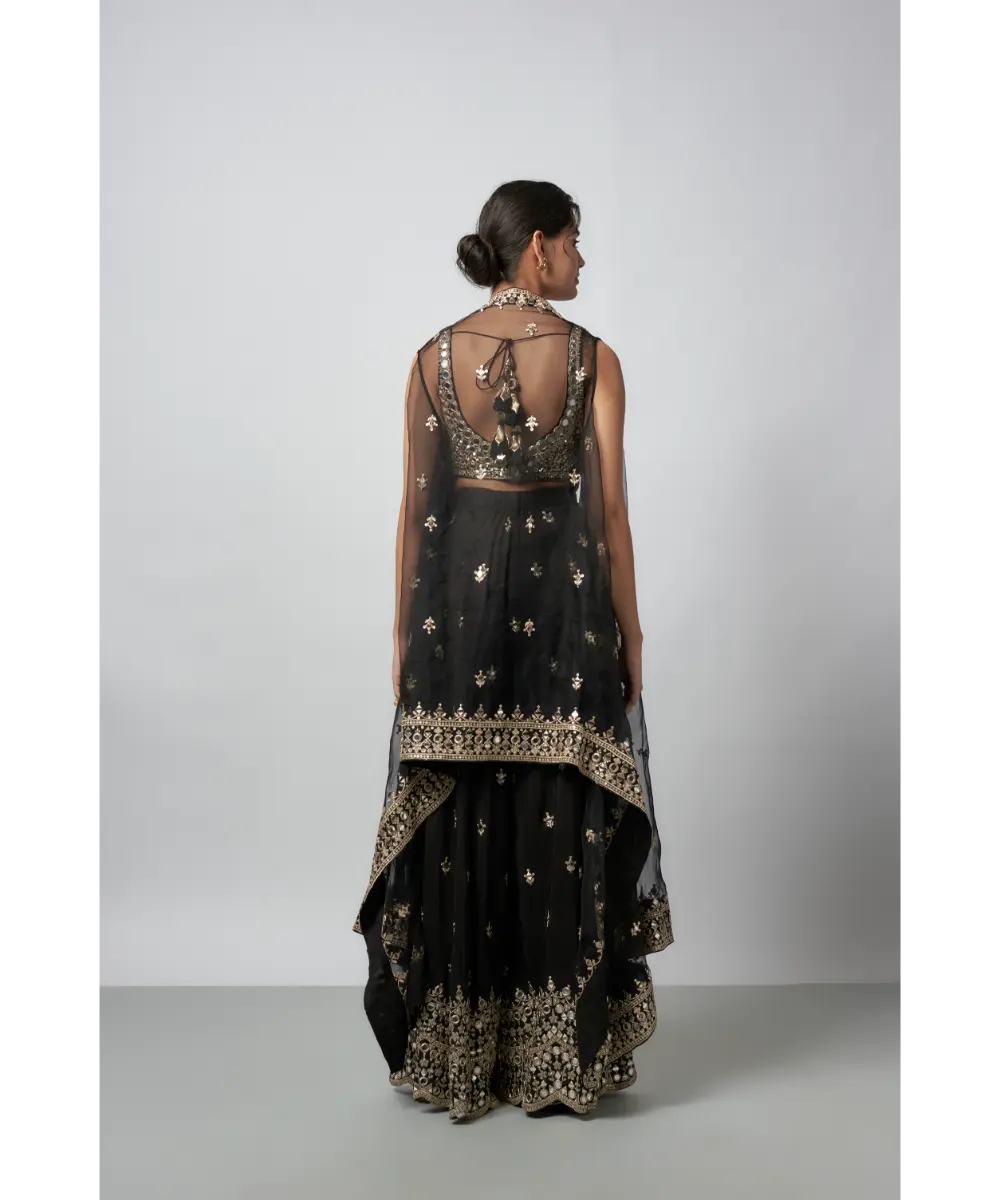 GOPI VAID- Avnoor Pant Set